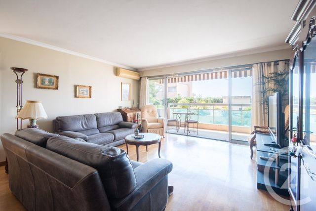 Appartement F3 à vendre - 3 pièces - 84.44 m2 - NICE - 06 - PROVENCE-ALPES-COTE-D-AZUR - Century 21 Lafage Transactions