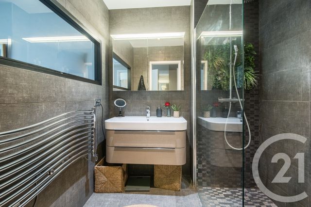 Appartement F5 à vendre - 5 pièces - 111.38 m2 - NICE - 06 - PROVENCE-ALPES-COTE-D-AZUR - Century 21 Lafage Transactions