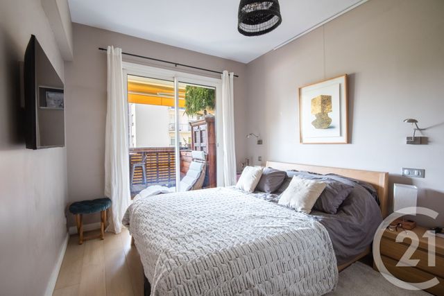 Appartement F5 à vendre - 5 pièces - 111.38 m2 - NICE - 06 - PROVENCE-ALPES-COTE-D-AZUR - Century 21 Lafage Transactions