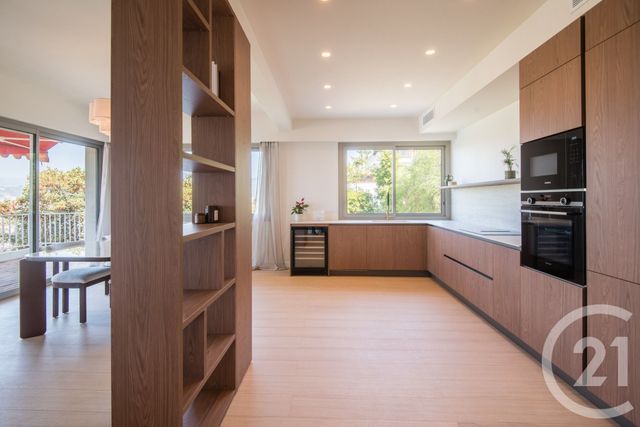 Appartement F3 à vendre - 3 pièces - 101.04 m2 - NICE - 06 - PROVENCE-ALPES-COTE-D-AZUR - Century 21 Lafage Transactions