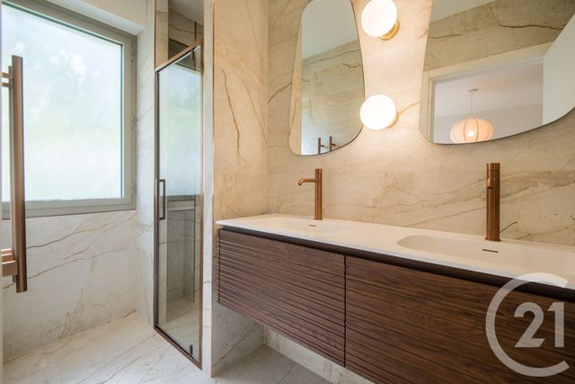 Appartement F3 à vendre - 3 pièces - 101.04 m2 - NICE - 06 - PROVENCE-ALPES-COTE-D-AZUR - Century 21 Lafage Transactions