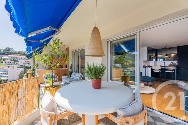 Appartement F3 à vendre - 3 pièces - 64.01 m2 - VILLEFRANCHE SUR MER - 06 - PROVENCE-ALPES-COTE-D-AZUR - Century 21 Lafage Transactions