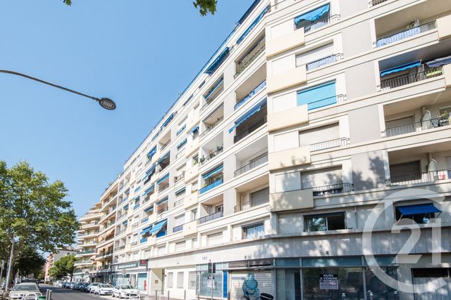 Appartement Chambre à vendre - 2 pièces - 55.34 m2 - NICE - 06 - PROVENCE-ALPES-COTE-D-AZUR - Century 21 Lafage Transactions