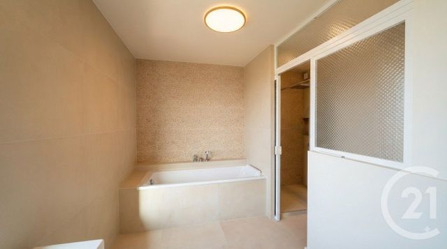 Appartement F3 à louer - 3 pièces - 78.27 m2 - NICE - 06 - PROVENCE-ALPES-COTE-D-AZUR - Century 21 Lafage Transactions