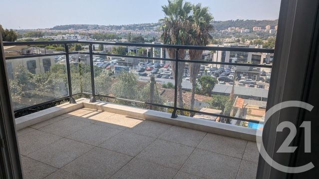 Appartement Studio à louer - 1 pièce - 24.9 m2 - NICE - 06 - PROVENCE-ALPES-COTE-D-AZUR - Century 21 Lafage Transactions