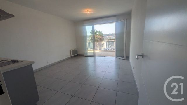 Appartement Studio à louer - 1 pièce - 24.9 m2 - NICE - 06 - PROVENCE-ALPES-COTE-D-AZUR - Century 21 Lafage Transactions