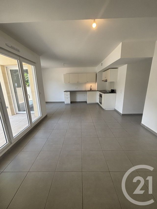 Appartement F3 à louer - 3 pièces - 63.64 m2 - NICE - 06 - PROVENCE-ALPES-COTE-D-AZUR - Century 21 Lafage Transactions