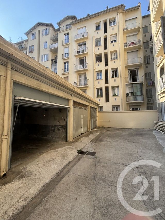 parking à louer - 12.0 m2 - NICE - 06 - PROVENCE-ALPES-COTE-D-AZUR - Century 21 Lafage Transactions