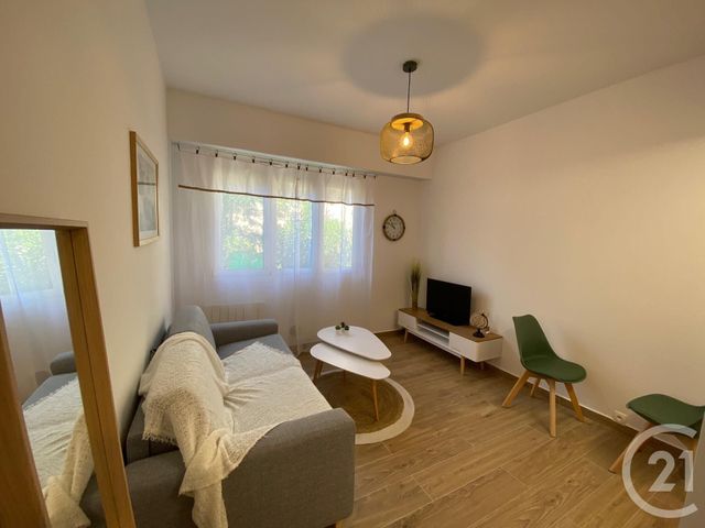 Appartement F1 à louer - 1 pièce - 19.0 m2 - NICE - 06 - PROVENCE-ALPES-COTE-D-AZUR - Century 21 Lafage Transactions