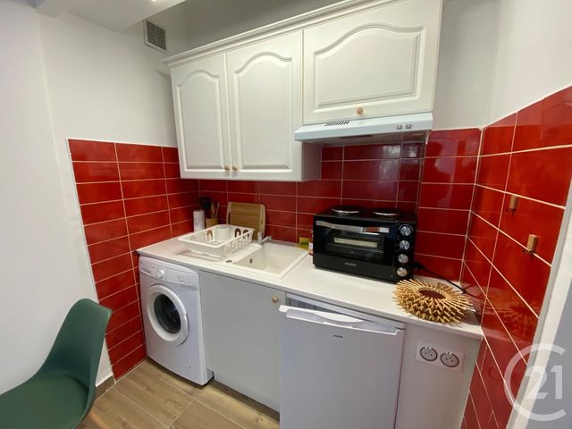 Appartement F1 à louer - 1 pièce - 19.0 m2 - NICE - 06 - PROVENCE-ALPES-COTE-D-AZUR - Century 21 Lafage Transactions