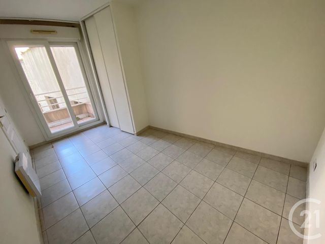 Appartement F2 à louer - 2 pièces - 25.9 m2 - NICE - 06 - PROVENCE-ALPES-COTE-D-AZUR - Century 21 Lafage Transactions
