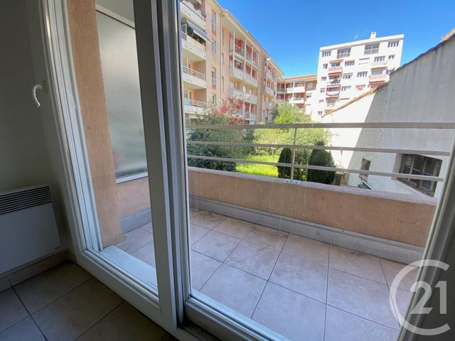 Appartement F2 à louer - 2 pièces - 25.9 m2 - NICE - 06 - PROVENCE-ALPES-COTE-D-AZUR - Century 21 Lafage Transactions