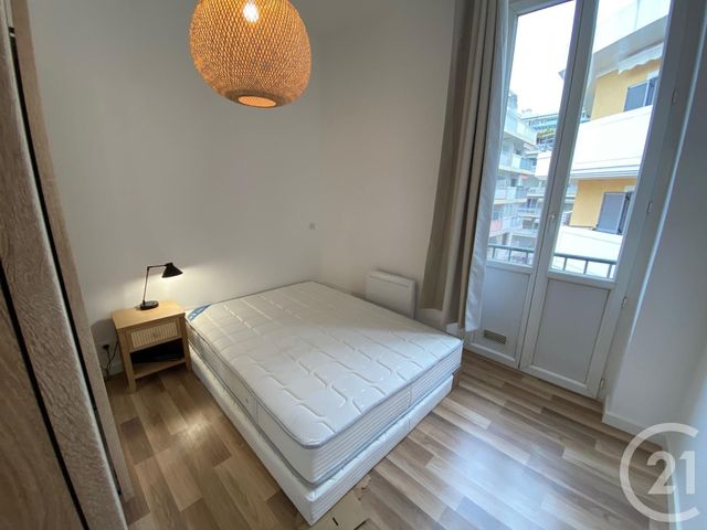 Appartement F2 à louer - 2 pièces - 35.07 m2 - NICE - 06 - PROVENCE-ALPES-COTE-D-AZUR - Century 21 Lafage Transactions