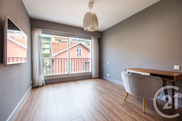 Appartement F4 à vendre - 4 pièces - 102.09 m2 - VILLEFRANCHE SUR MER - 06 - PROVENCE-ALPES-COTE-D-AZUR - Century 21 Lafage Transactions