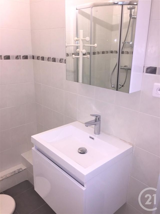 Appartement F2 à louer - 2 pièces - 48.78 m2 - NICE - 06 - PROVENCE-ALPES-COTE-D-AZUR - Century 21 Lafage Transactions