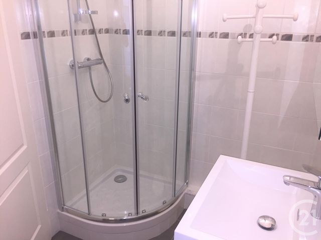 Appartement F2 à louer - 2 pièces - 48.78 m2 - NICE - 06 - PROVENCE-ALPES-COTE-D-AZUR - Century 21 Lafage Transactions