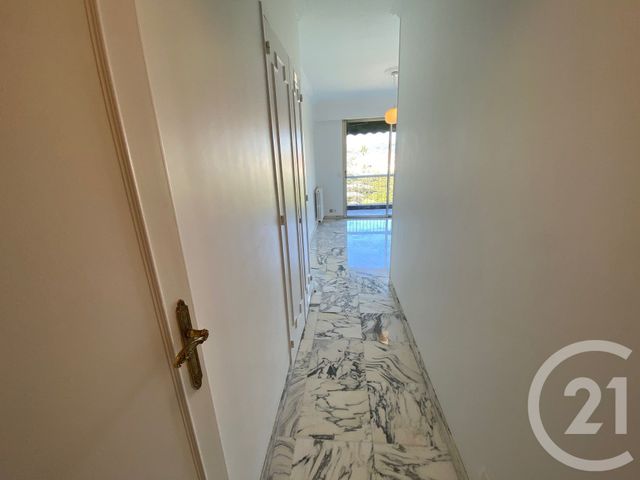 Appartement F1 à louer - 1 pièce - 19.83 m2 - NICE - 06 - PROVENCE-ALPES-COTE-D-AZUR - Century 21 Lafage Transactions