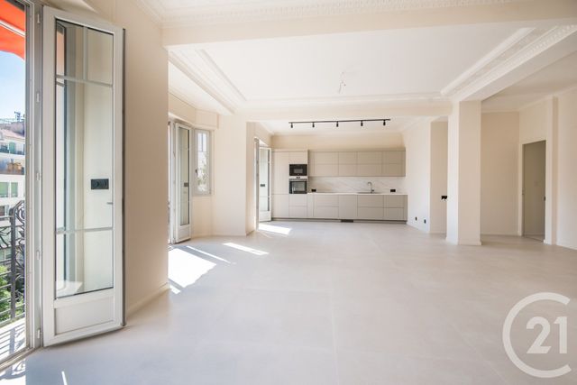 Appartement F3 à vendre - 3 pièces - 104.53 m2 - NICE - 06 - PROVENCE-ALPES-COTE-D-AZUR - Century 21 Lafage Transactions