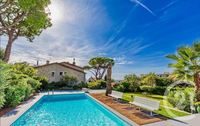 Appartement F1 à louer - 1 pièce - 23.02 m2 - NICE - 06 - PROVENCE-ALPES-COTE-D-AZUR - Century 21 Lafage Transactions
