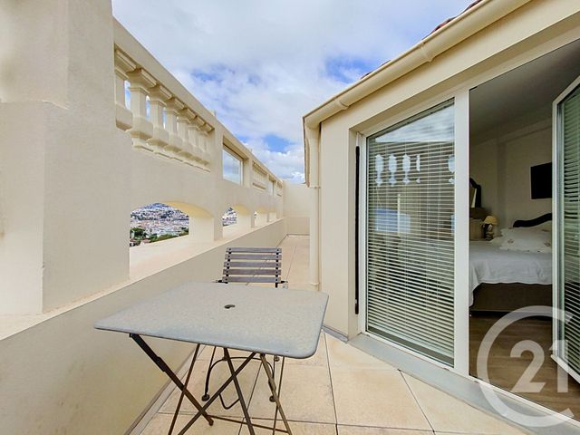 Appartement à louer - 4 pièces - 110.0 m2 - NICE - 06 - PROVENCE-ALPES-COTE-D-AZUR - Century 21 Lafage Transactions