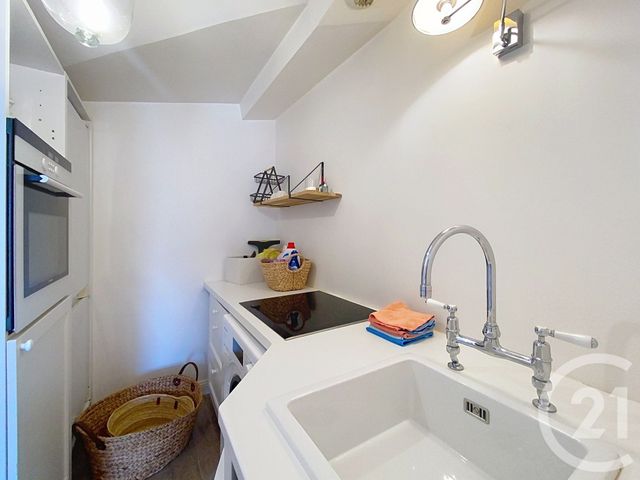 Appartement à louer - 4 pièces - 110.0 m2 - NICE - 06 - PROVENCE-ALPES-COTE-D-AZUR - Century 21 Lafage Transactions