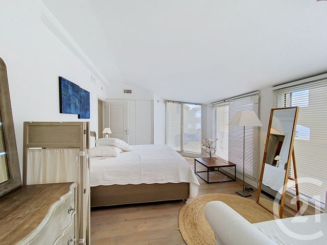 Appartement à louer - 4 pièces - 110.0 m2 - NICE - 06 - PROVENCE-ALPES-COTE-D-AZUR - Century 21 Lafage Transactions