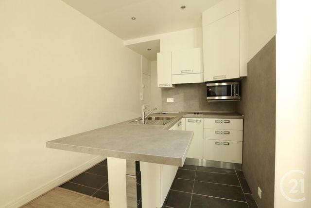 Appartement F2 à louer - 2 pièces - 29.27 m2 - NICE - 06 - PROVENCE-ALPES-COTE-D-AZUR - Century 21 Lafage Transactions