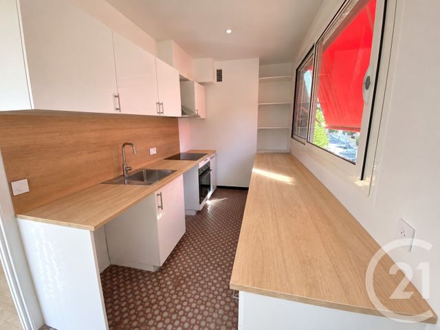 Appartement F2 à louer - 2 pièces - 63.0 m2 - NICE - 06 - PROVENCE-ALPES-COTE-D-AZUR - Century 21 Lafage Transactions