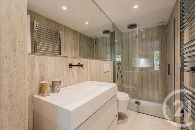 Appartement F3 à vendre - 3 pièces - 83.02 m2 - NICE - 06 - PROVENCE-ALPES-COTE-D-AZUR - Century 21 Lafage Transactions