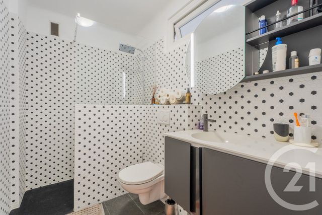 Appartement F4 à vendre - 4 pièces - 121.2 m2 - NICE - 06 - PROVENCE-ALPES-COTE-D-AZUR - Century 21 Lafage Transactions