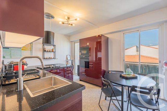 Appartement F4 à vendre - 4 pièces - 121.2 m2 - NICE - 06 - PROVENCE-ALPES-COTE-D-AZUR - Century 21 Lafage Transactions