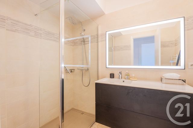 Appartement F4 à vendre - 4 pièces - 121.2 m2 - NICE - 06 - PROVENCE-ALPES-COTE-D-AZUR - Century 21 Lafage Transactions