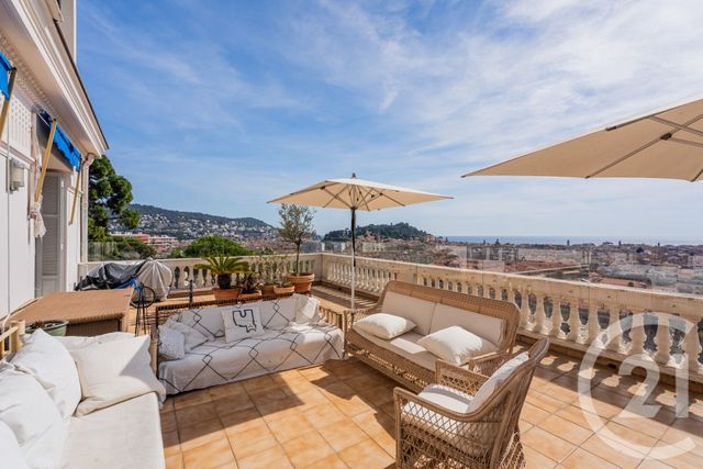 Appartement F3 à vendre - 3 pièces - 96.61 m2 - NICE - 06 - PROVENCE-ALPES-COTE-D-AZUR - Century 21 Lafage Transactions