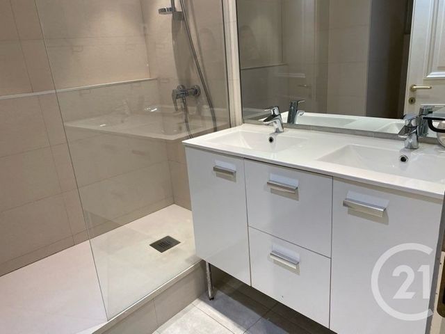 Appartement F3 à louer - 3 pièces - 52.07 m2 - VILLEFRANCHE SUR MER - 06 - PROVENCE-ALPES-COTE-D-AZUR - Century 21 Lafage Transactions