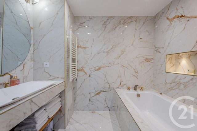 Appartement F5 à vendre - 5 pièces - 123.63 m2 - NICE - 06 - PROVENCE-ALPES-COTE-D-AZUR - Century 21 Lafage Transactions