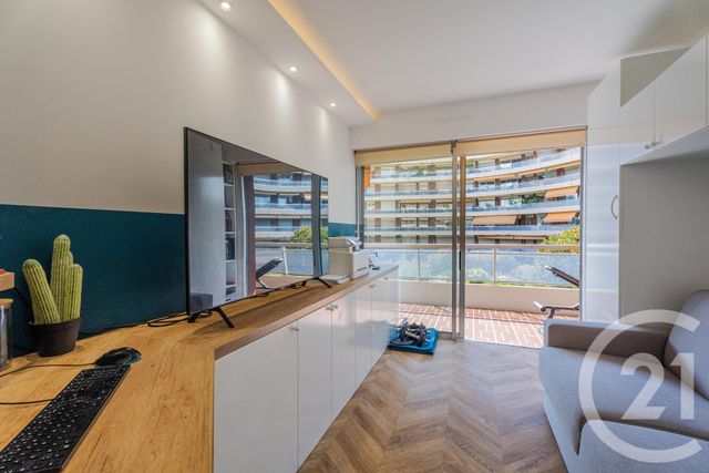 Appartement F5 à vendre - 5 pièces - 123.63 m2 - NICE - 06 - PROVENCE-ALPES-COTE-D-AZUR - Century 21 Lafage Transactions