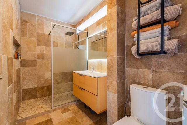 Appartement F2 à vendre - 2 pièces - 49.16 m2 - NICE - 06 - PROVENCE-ALPES-COTE-D-AZUR - Century 21 Lafage Transactions