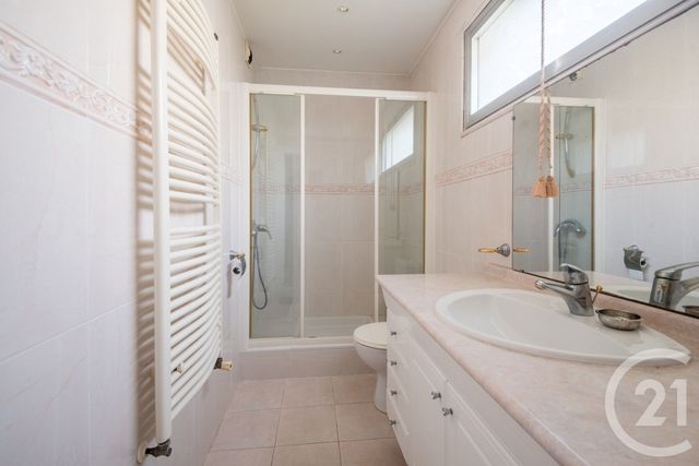Appartement F4 à vendre - 4 pièces - 112.02 m2 - NICE - 06 - PROVENCE-ALPES-COTE-D-AZUR - Century 21 Lafage Transactions