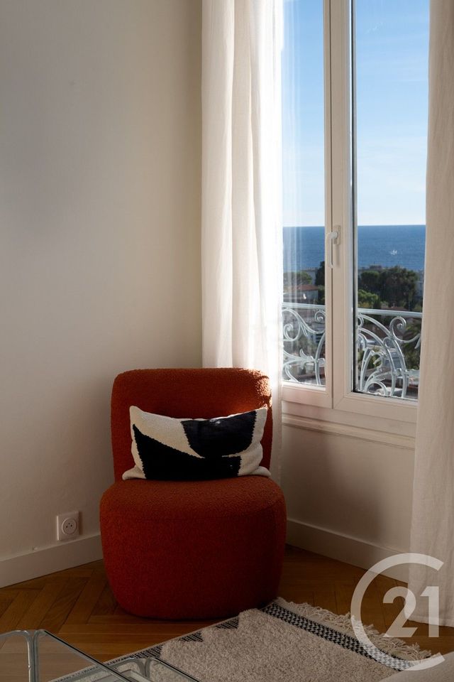 Appartement F2 à vendre - 2 pièces - 44.8 m2 - NICE - 06 - PROVENCE-ALPES-COTE-D-AZUR - Century 21 Lafage Transactions