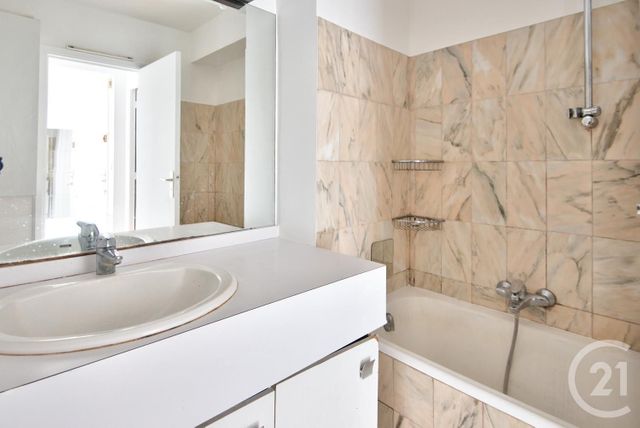 Appartement F2 à louer - 2 pièces - 36.81 m2 - NICE - 06 - PROVENCE-ALPES-COTE-D-AZUR - Century 21 Lafage Transactions