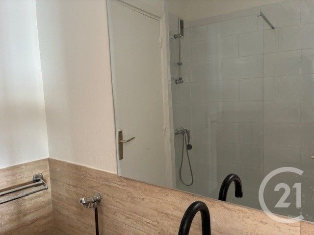 Appartement F1 à louer - 1 pièce - 30.0 m2 - NICE - 06 - PROVENCE-ALPES-COTE-D-AZUR - Century 21 Lafage Transactions