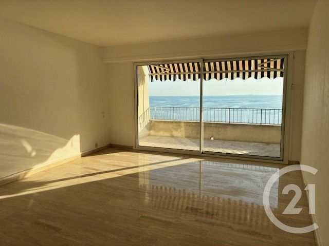 Appartement F1 à louer - 1 pièce - 30.0 m2 - NICE - 06 - PROVENCE-ALPES-COTE-D-AZUR - Century 21 Lafage Transactions
