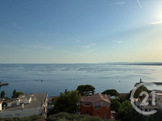 Appartement F1 à louer - 1 pièce - 30.0 m2 - NICE - 06 - PROVENCE-ALPES-COTE-D-AZUR - Century 21 Lafage Transactions