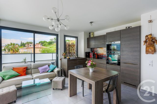 Appartement F3 à louer - 3 pièces - 58.49 m2 - NICE - 06 - PROVENCE-ALPES-COTE-D-AZUR - Century 21 Lafage Transactions