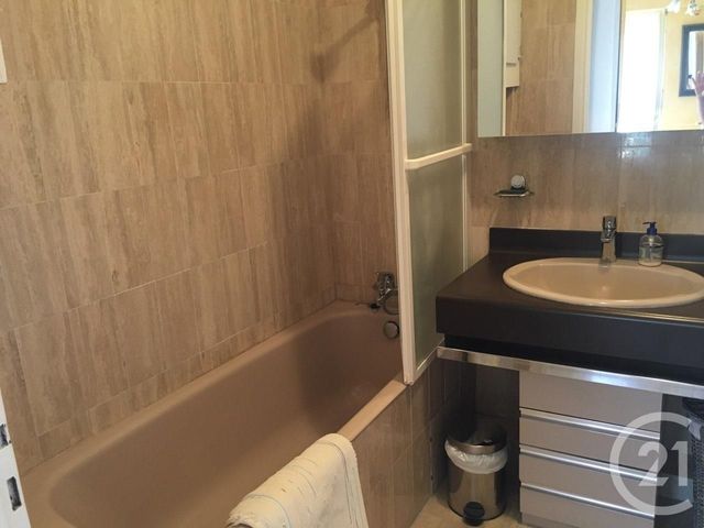 Appartement F2 à louer - 2 pièces - 44.2 m2 - VILLEFRANCHE SUR MER - 06 - PROVENCE-ALPES-COTE-D-AZUR - Century 21 Lafage Transactions