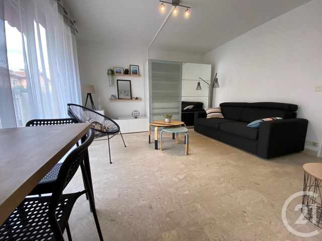 Appartement F1 à louer - 1 pièce - 31.39 m2 - NICE - 06 - PROVENCE-ALPES-COTE-D-AZUR - Century 21 Lafage Transactions