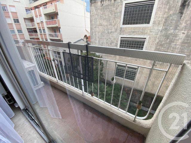 Appartement F1 à louer - 1 pièce - 31.39 m2 - NICE - 06 - PROVENCE-ALPES-COTE-D-AZUR - Century 21 Lafage Transactions