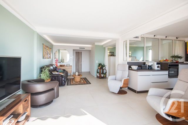Appartement F3 à vendre - 3 pièces - 77.7 m2 - NICE - 06 - PROVENCE-ALPES-COTE-D-AZUR - Century 21 Lafage Transactions