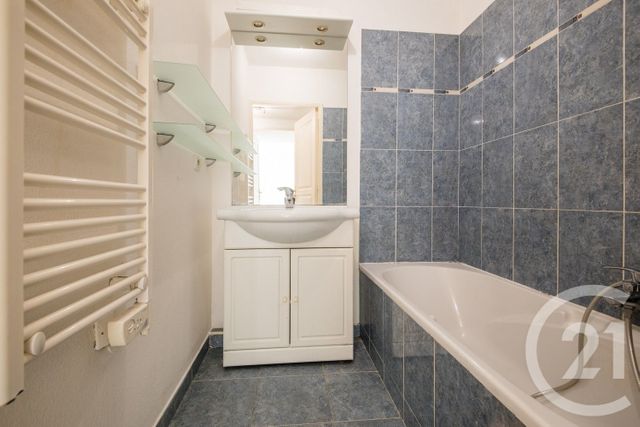 Appartement F2 à vendre - 2 pièces - 39.42 m2 - NICE - 06 - PROVENCE-ALPES-COTE-D-AZUR - Century 21 Lafage Transactions