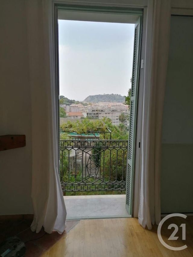 Afficher la photo en grand Appartement F3 à louer - 3 pièces - 79.8 m2 - NICE - 06 - PROVENCE-ALPES-COTE-D-AZUR - Century 21 Lafage Transactions